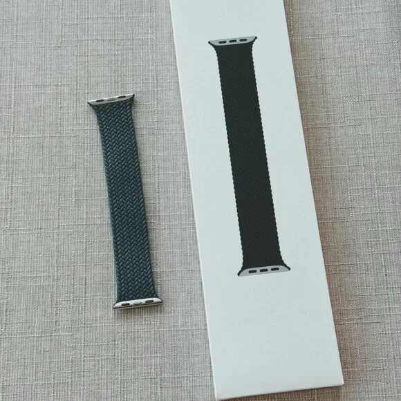 Official Apple Watch Band Braided Solo Loop, 38 40 41mm, Size 4, Green & Purple - Picture 3 of 9